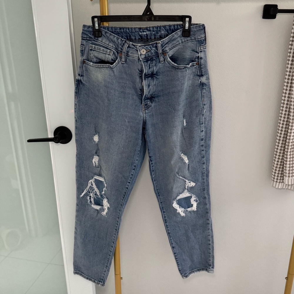 Light Blue Distressed Women's Ankle Jeans